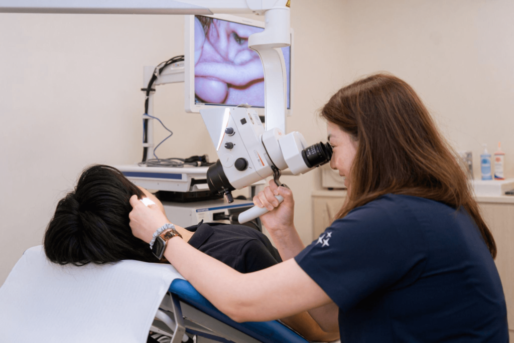 How ENT specialists manage ear infections image